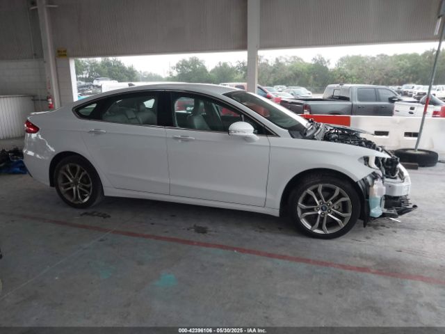 3FA6P0CD1KR138482 Ford FUSION SEL