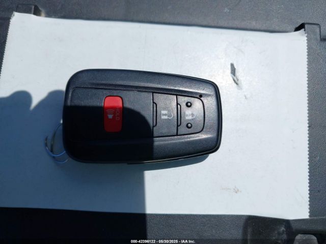 JTDKARFU1G3001039 Toyota Prius Four
