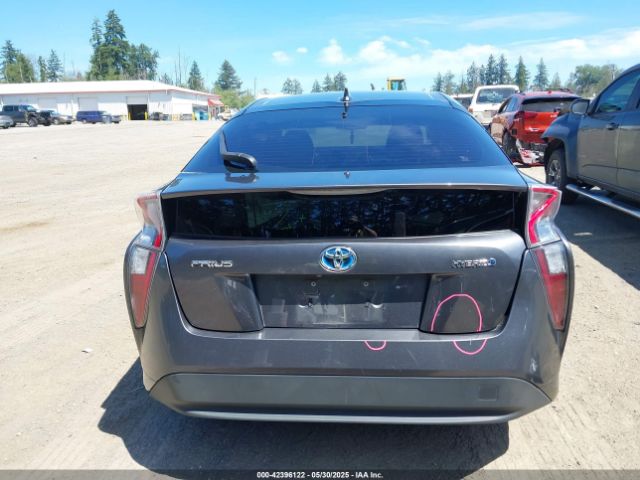 JTDKARFU1G3001039 Toyota Prius Four