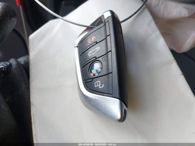 2019 BMW 330I WBA5R7C51KAJ80336 Photo 10