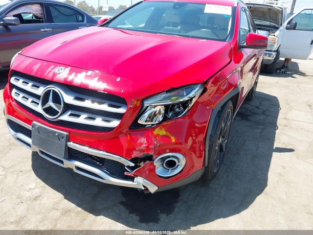 WDCTG4EB0KU001424 Mercedes-Benz m270