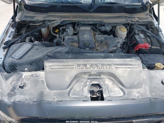 3C6UR5HL8NG177506 RAM 2500