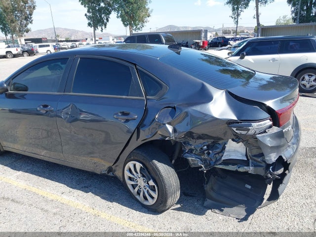 2023 Kia Forte Lx მანქანა იყიდება აუქციონზე, vin: 3KPF24AD7PE520601, აუქციონის ნომერი: 42396348