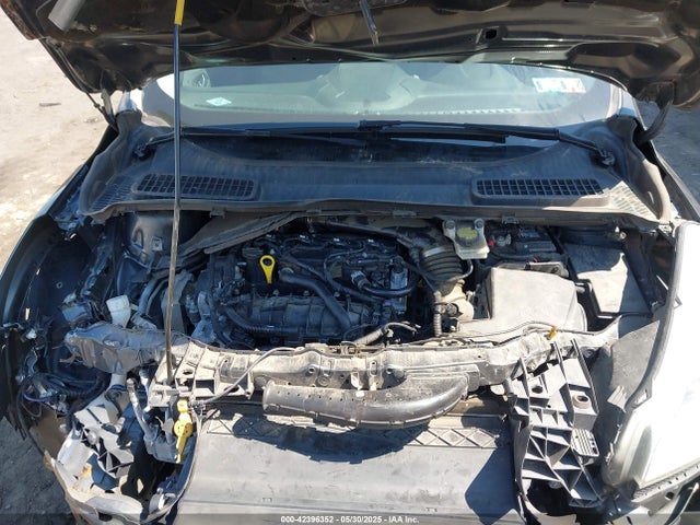 1FMCU9GX2GUB28151 Ford ESCAPE SE