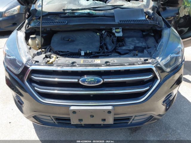 1FMCU0GD7JUB44693 Ford ESCAPE SE
