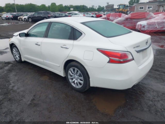 Nissan Altima 2.5 S 2015 1N4AL3AP0FC193370 Image 3