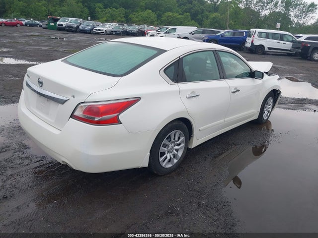 Nissan Altima 2.5 S 2015 1N4AL3AP0FC193370 Image 4