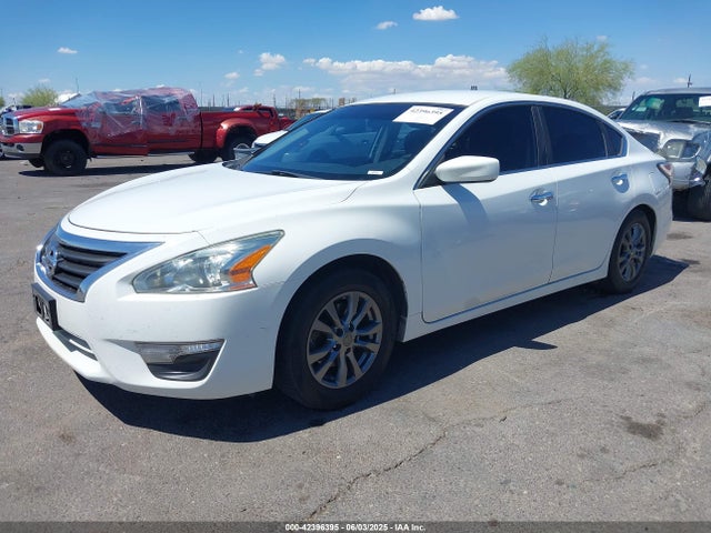1N4AL3AP2FN886705 Nissan 2015