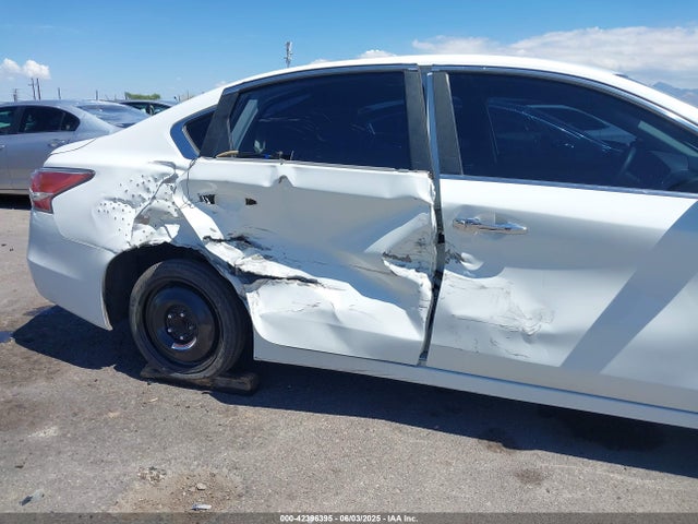 1N4AL3AP2FN886705 Nissan 2015