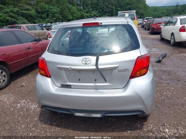 VNKKTUD34FA028390 Toyota YARIS L