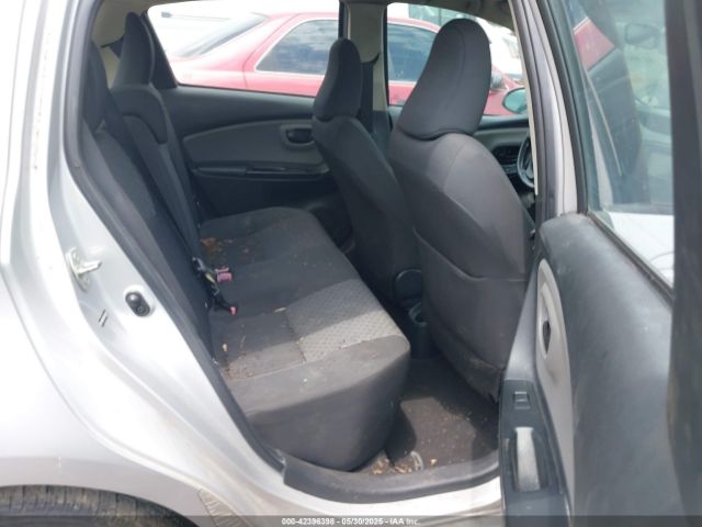 VNKKTUD34FA028390 Toyota YARIS L
