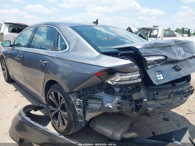 2022 VOLKSWAGEN PASSAT 1VWSA7A38NC009376 Photo 2