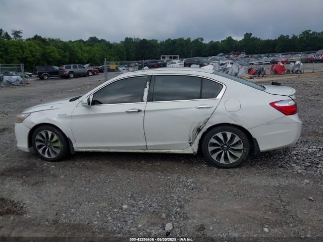 1HGCR6F7XFA010579 Honda Accord Hybrid Touring