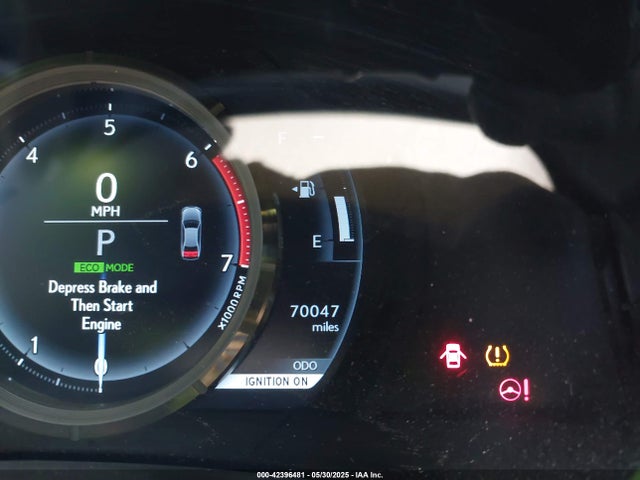 Lexus 8ar-fts 2017 JTHBA1D23H5045969 Image 16