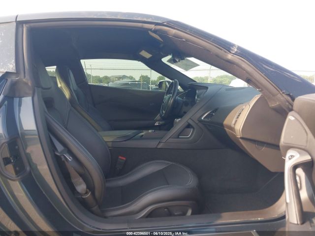 2019 CHEVROLET CORVETTE 1G1YW2D7XK5116017 Photo 4