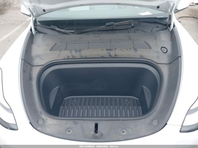 2023 TESLA MODEL Y 7SAYGDEE3PA055497 Photo 9