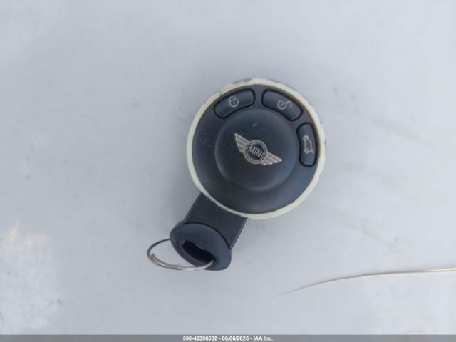 2008 MINI COOPER WMWMF33578TT63492 Photo 10