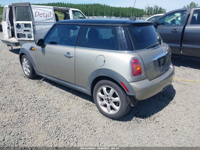 2008 MINI COOPER WMWMF33578TT63492 Photo 2