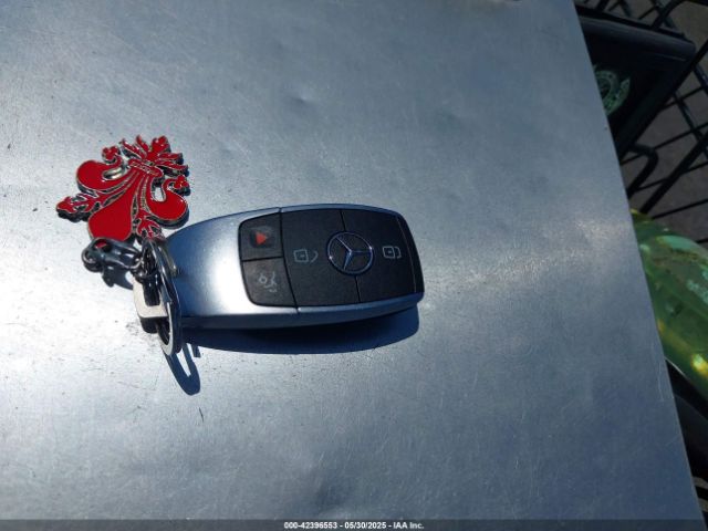 W1N0G8DB7NV331330 Mercedes-Benz m274