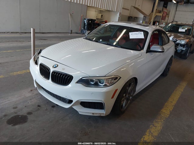 BMW M235I 2016 WBA1J7C52GV289877 Image 2