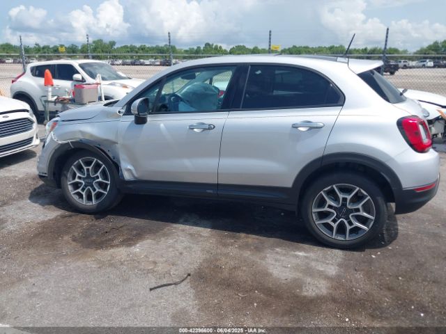 ZFBNF3B17MP944261 Fiat 500X