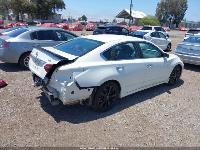 1N4AL3AP3HC169177 Nissan 2017