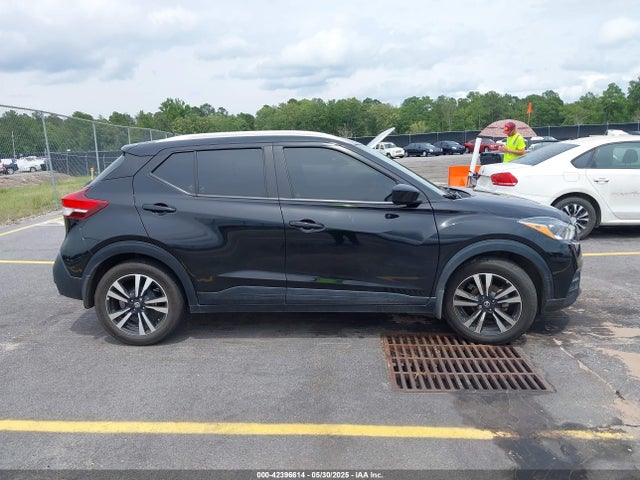 3N1CP5CU7KL517809 Nissan KICKS SV