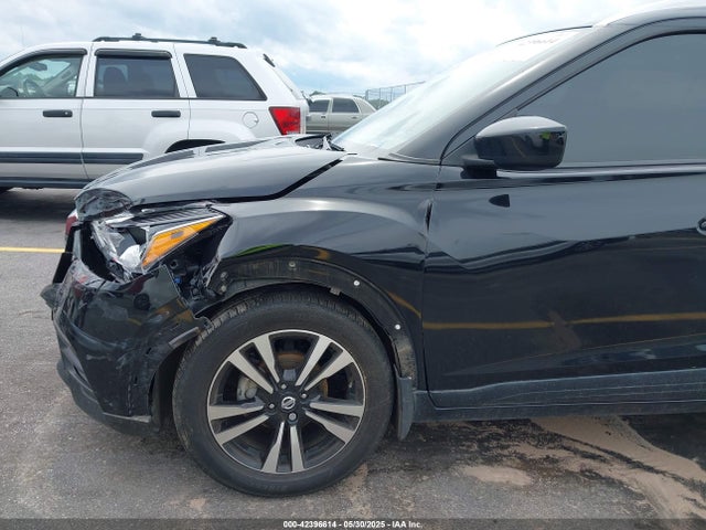 3N1CP5CU7KL517809 Nissan KICKS SV