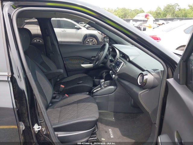 3N1CP5CU7KL517809 Nissan KICKS SV