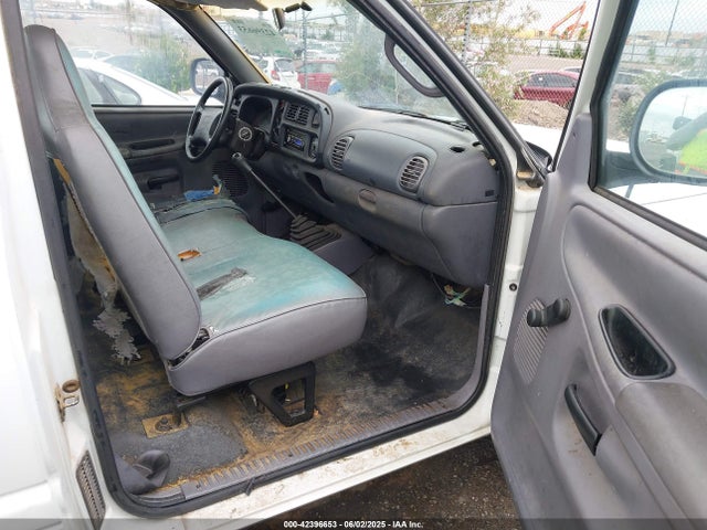 42396653 :رقم المزاد ، 1B7HC16X5WS688143 vin ، 1998 Dodge Ram 1500 St/ws مزاد بيع