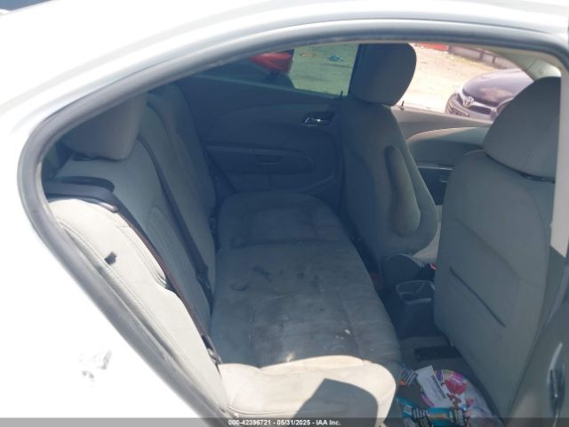 1G1JD5SHXH4115677 Chevrolet Sonic Lt Auto