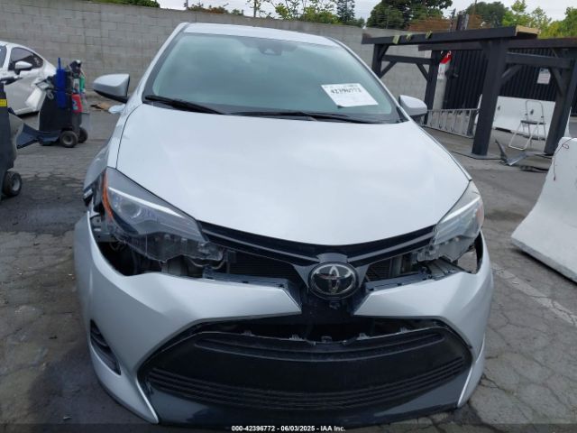 5YFBURHE4JP765818 Toyota COROLLA LE