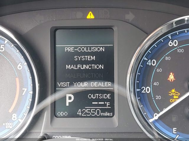 5YFBURHE4JP765818 Toyota COROLLA LE