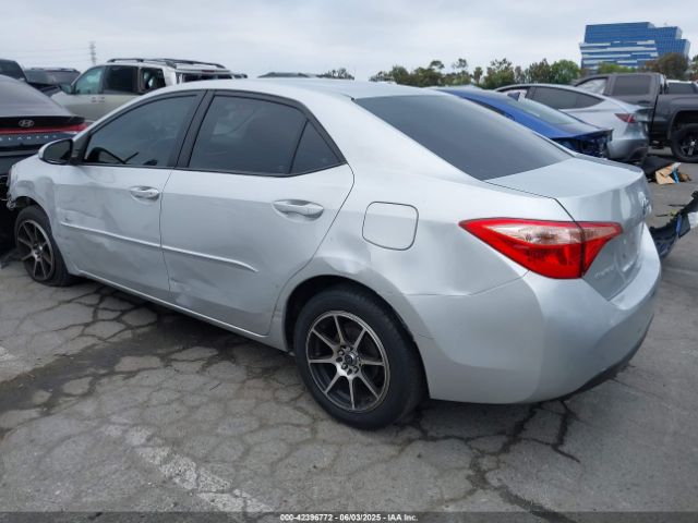 5YFBURHE4JP765818 Toyota COROLLA LE