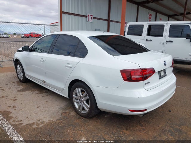 Volkswagen 1.4 tsi 2018 3VW2B7AJ7JM260975 Image 3