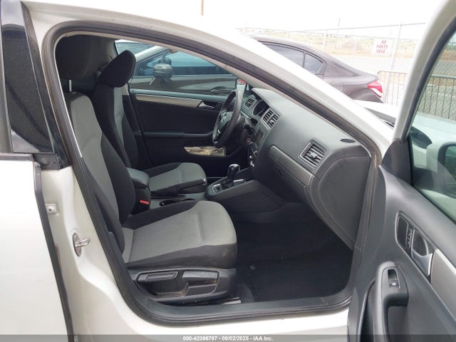 Volkswagen 1.4 tsi 2018 3VW2B7AJ7JM260975 Image 5