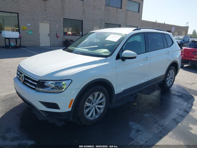 Volkswagen Tiguan 2020 3VV1B7AX7LM162634 Image 2
