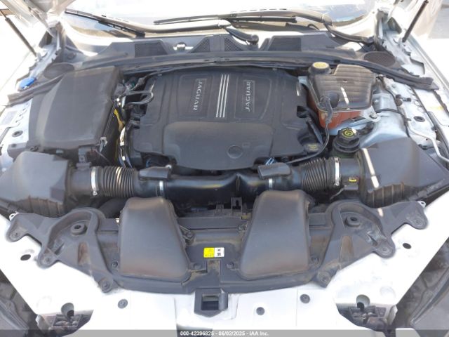 2014 JAGUAR XF SAJWA8JH5EMU24558 Photo 9