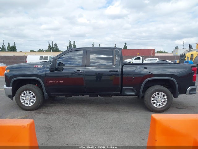 2GC4YNEY0N1230297 Chevrolet Silverado 2500hd 4wd Standard Bed Lt