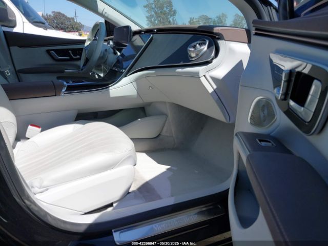 2023 MERCEDES-BENZ EQS 450+ W1KCG2DB0PA033395 Photo 4