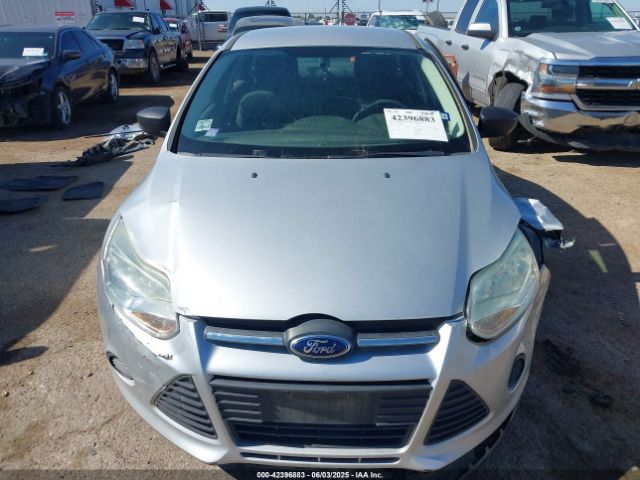 1FADP3E29EL430565 Ford 2014