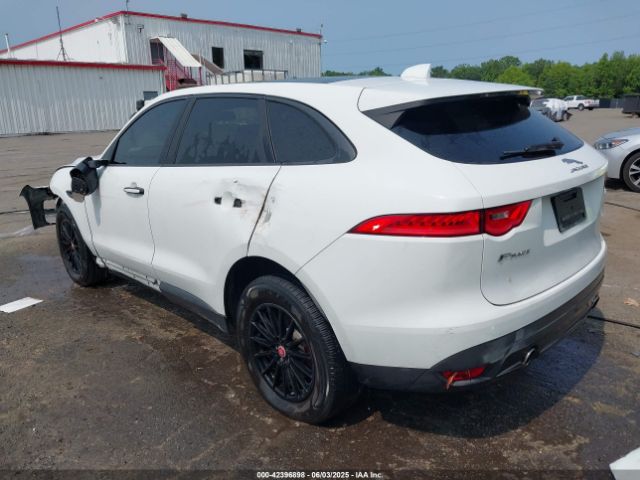 2017 JAGUAR F-PACE SADCS2BV2HA897781 Photo 2
