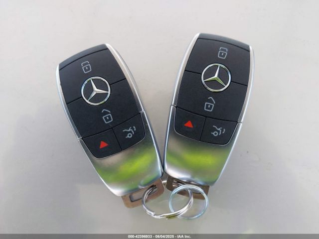 W1N0G8DB2NG109881 Mercedes-Benz m274