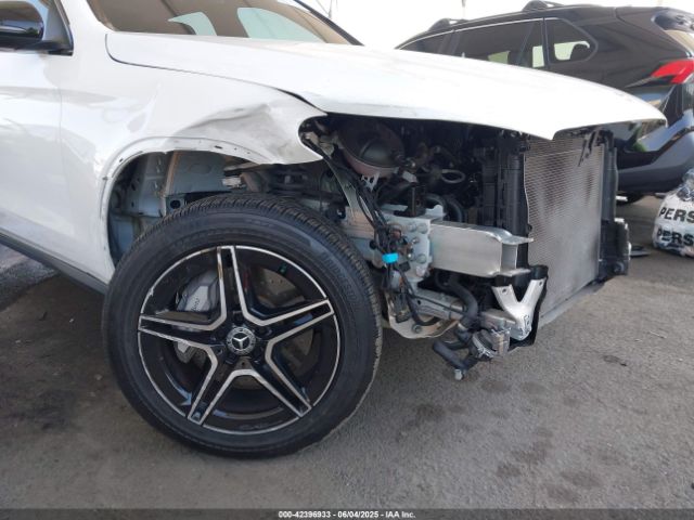 W1N0G8DB2NG109881 Mercedes-Benz m274
