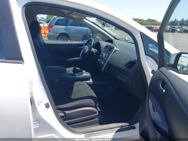 2015 NISSAN LEAF 1N4AZ0CP8FC303950 Photo 4