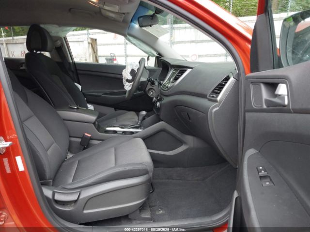 2017 HYUNDAI TUCSON KM8J3CA45HU413840 Photo 4
