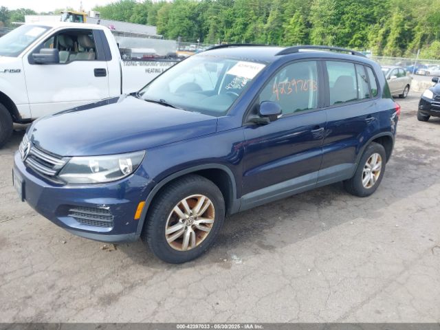 WVGBV7AX8FW503114 Volkswagen TIGUAN S