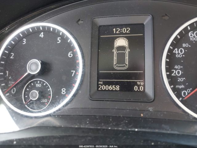 WVGBV7AX8FW503114 Volkswagen TIGUAN S