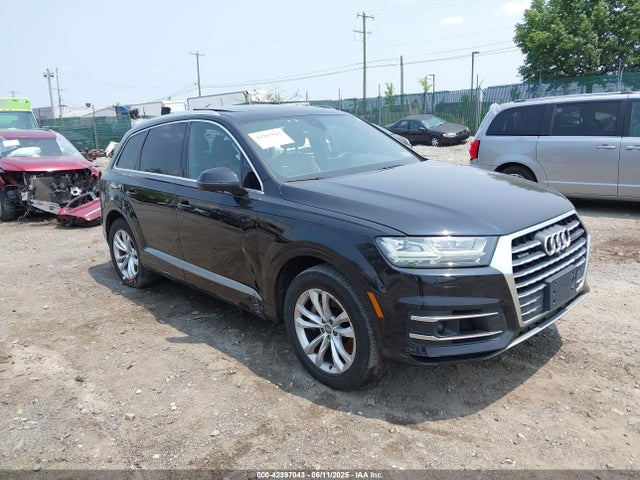 2017 AUDI Q7 WA1LAAF72HD010693 Photo 0
