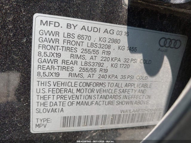 2017 AUDI Q7 WA1LAAF72HD010693 Photo 8